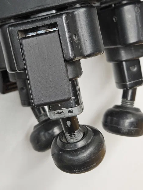 Lẫy Khóa Chân Dưới Cho Tripod Sony VCT-1170RM - Image 5