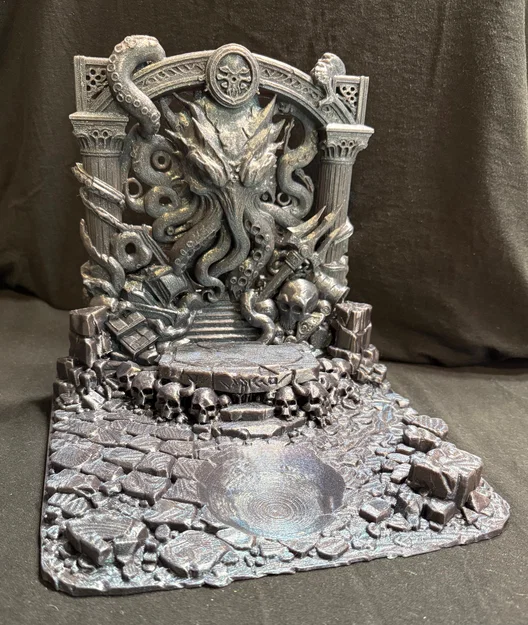 Mô hình đế trưng bày Cthulhu Sanctuary phong cách Gothic huyền bí - Image 1