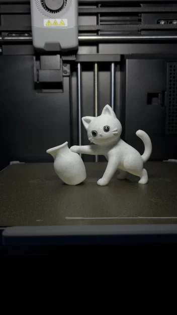 Mô hình mèo nghịch ngợm làm rơi chậu hoa - Image 2