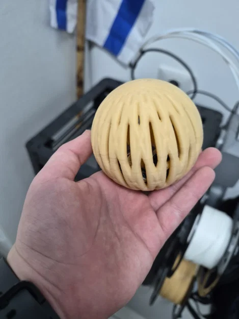 Quả bóng đồ chơi in 3D thông minh cho mèo cưng - Image 1