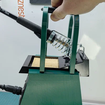 Khay đựng mỏ hàn Weller WE1010 tiện lợi