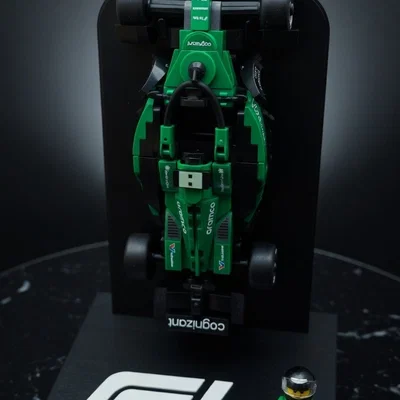 Giá treo tường & trưng bày đứng LEGO Speed Champions F1 với đế logo