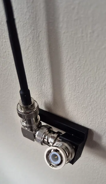 Giá đỡ dọc cho ăng-ten whip UHF-VHF FTX-1 - Image 1