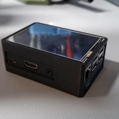 Vỏ Raspberry Pi 2B tích hợp màn hình 3.5 inch và mod nguồn USB-C