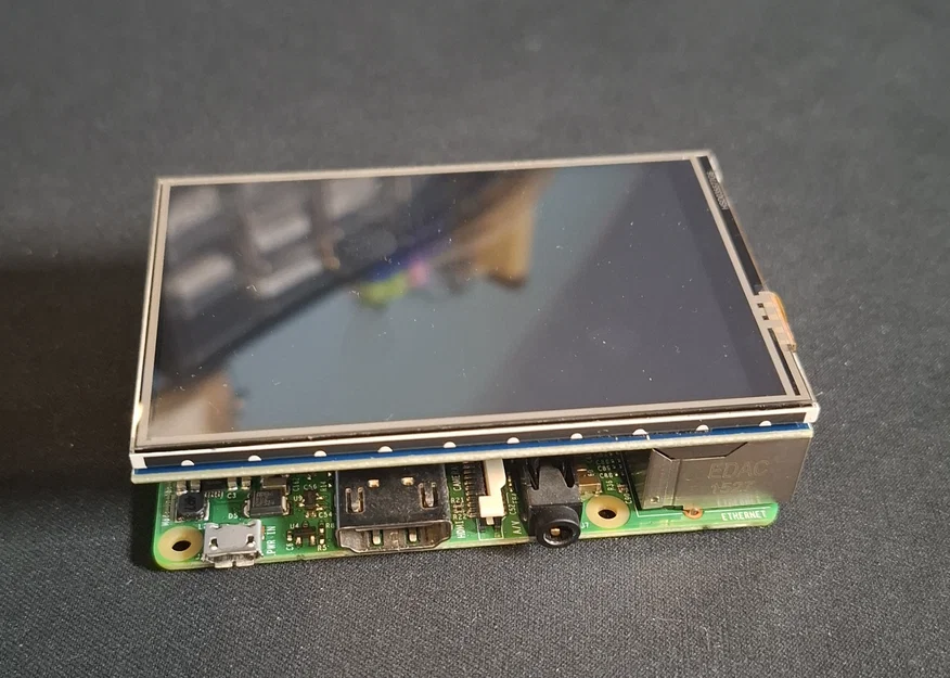 Vỏ Raspberry Pi 2B tích hợp màn hình 3.5 inch và mod nguồn USB-C - Image 4