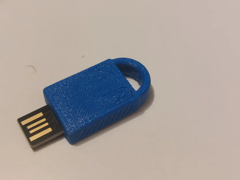 Vỏ bảo vệ RP2350 USB Dongle kèm móc khóa nhỏ gọn và tiện lợi - Image 1