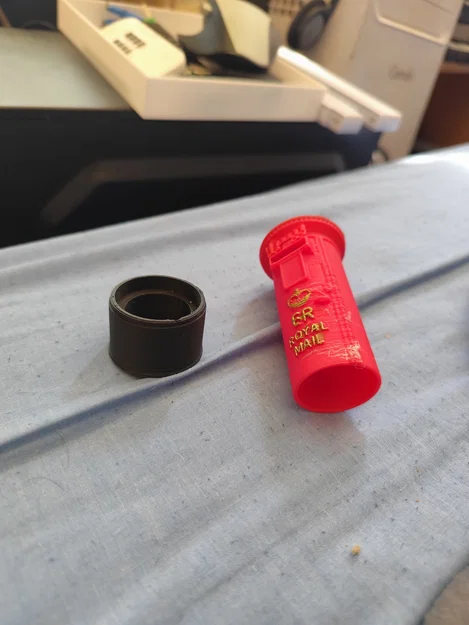 Mô hình thùng thư kiểu Anh (British Postbox) - Image 2