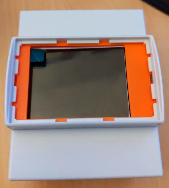 Giá đỡ màn hình LCD cho case Raspberry Pi gắn DIN rail - Image 1