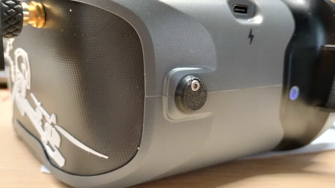 Nắp đậy lỗ anten 3D cho kính BetaFPV VR04 - Image 1