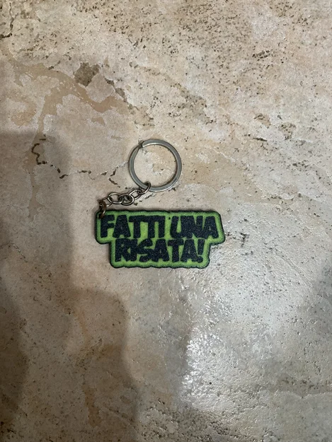 Móc khóa in 3D thông điệp vui nhộn Fatti una risata - Image 4