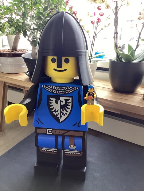 Mũ giáp cho Mega Lego knight minifigure (tỉ lệ 1:10) - Image 1