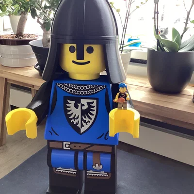 Mũ giáp cho Mega Lego knight minifigure (tỉ lệ 1:10)