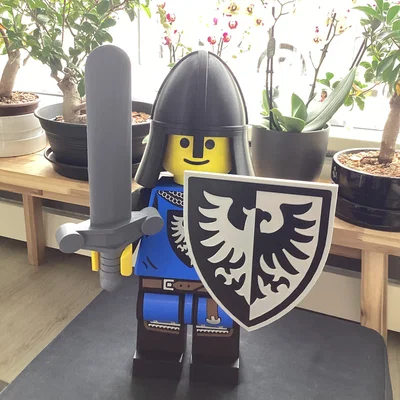 Mũ giáp cho Mega Lego knight minifigure (tỉ lệ 1:10)