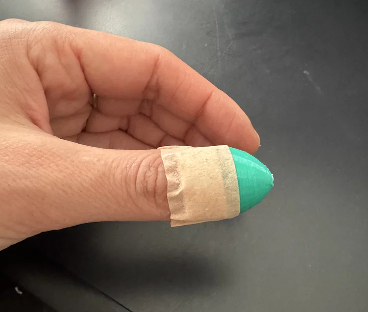 Nắp bảo vệ móng tay (Nail guard cap) - Image 1