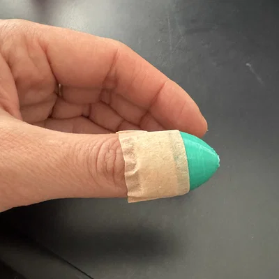 Nắp bảo vệ móng tay (Nail guard cap)