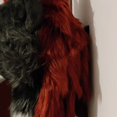 Móc treo đầu Fursuit gắn tường không cần khoan
