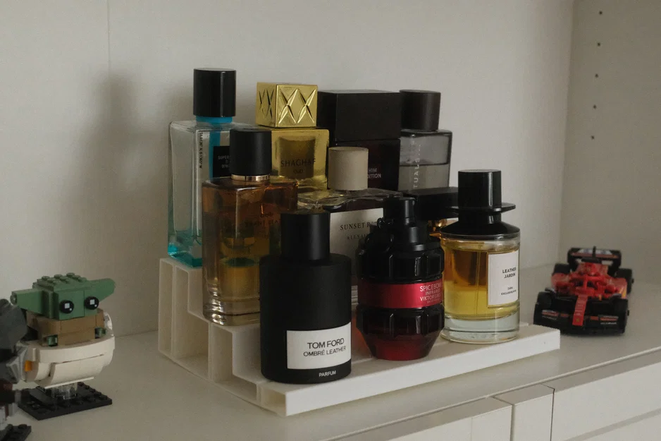 Kệ Đựng Nước Hoa In Chế Độ Vase Mode - Image 1