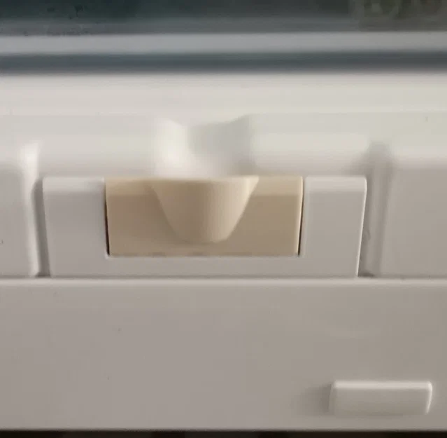 Nắp đậy xả đá thay thế cho tủ lạnh Bosch (KGE36AW) - Image 1