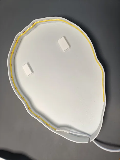 Đèn treo tường trang trí hình người ngoài hành tinh tích hợp khe bắt vít - Image 5