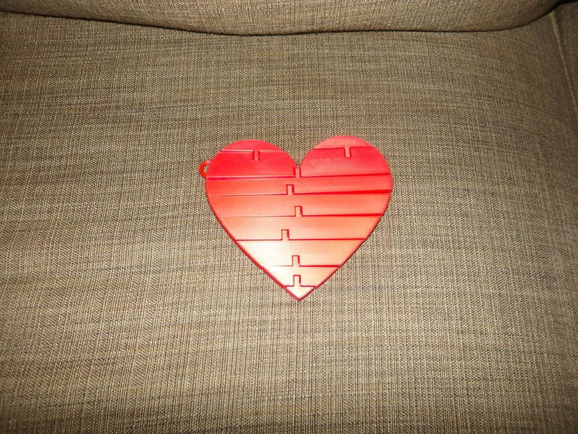 Mô hình trái tim linh hoạt (Flexi Heart) - Đồ chơi xả stress 3D - Image 1