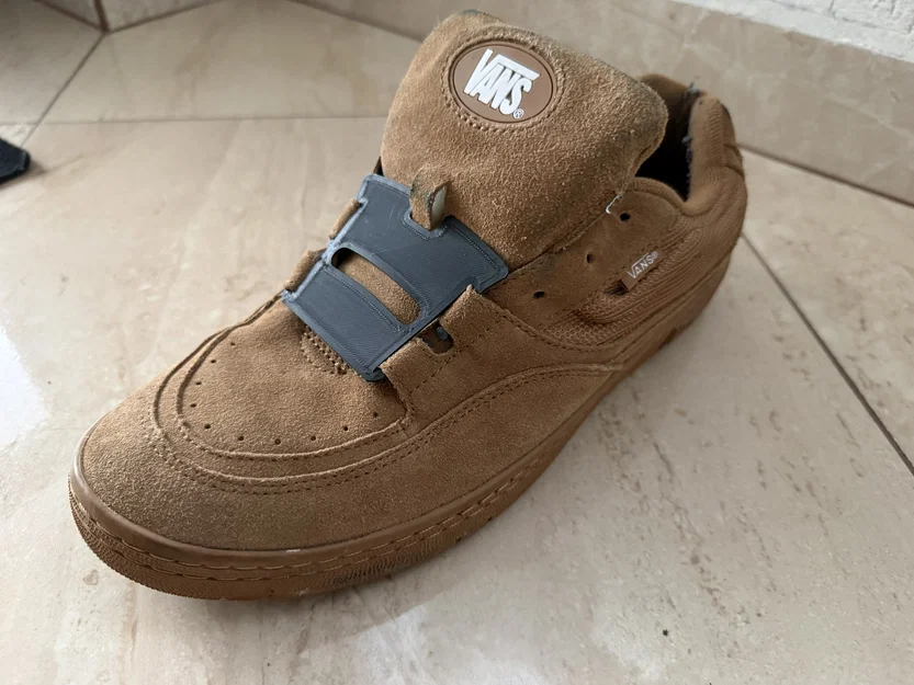 Miếng kẹp giữ dây giày Vans - Giải pháp in 3D sáng tạo tại nhà - Image 1