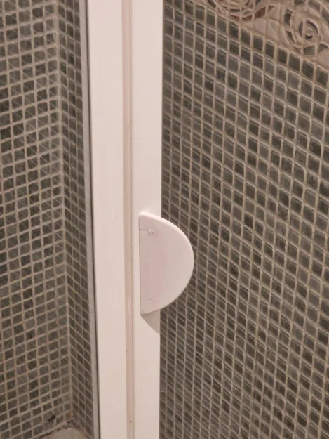 Tay nắm cửa phòng tắm Roca in 3D: Giải pháp thay thế bền bỉ - Image 3