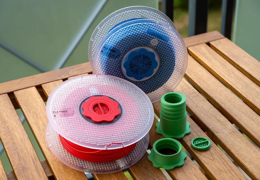 Giá đỡ cuộn nhựa có thể tùy chỉnh thông số để chứa hạt hút ẩm (Silica Gel) - Image 1