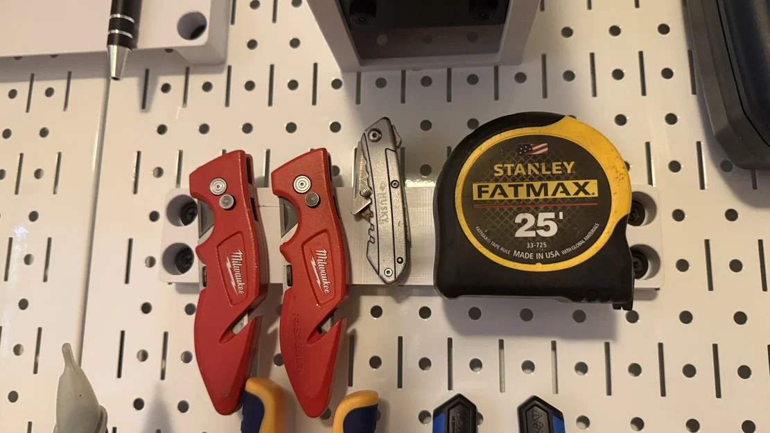 Giá treo dụng cụ móc thắt lưng cho Pegboard 1/4 inch - Image 1