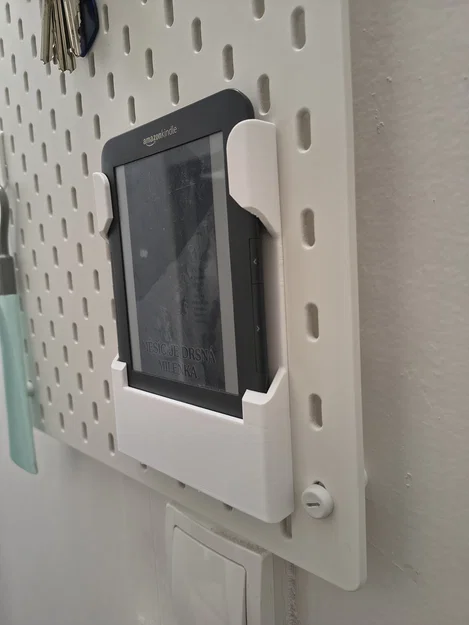 Giá treo Kindle 3 Keyboard lên bảng SKADIS (Home Assistant) - Image 1
