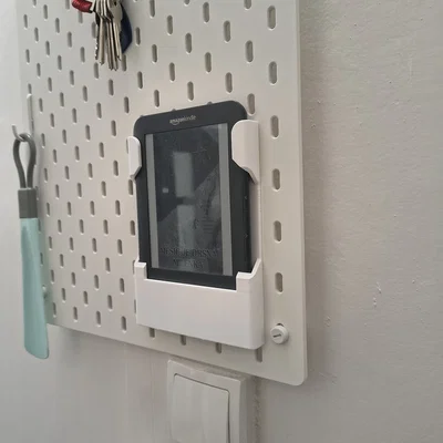 Giá treo Kindle 3 Keyboard lên bảng SKADIS (Home Assistant)