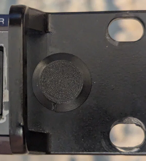 Miếng che (Blank) cho tai rack thiết bị thu không dây Shure - Image 1