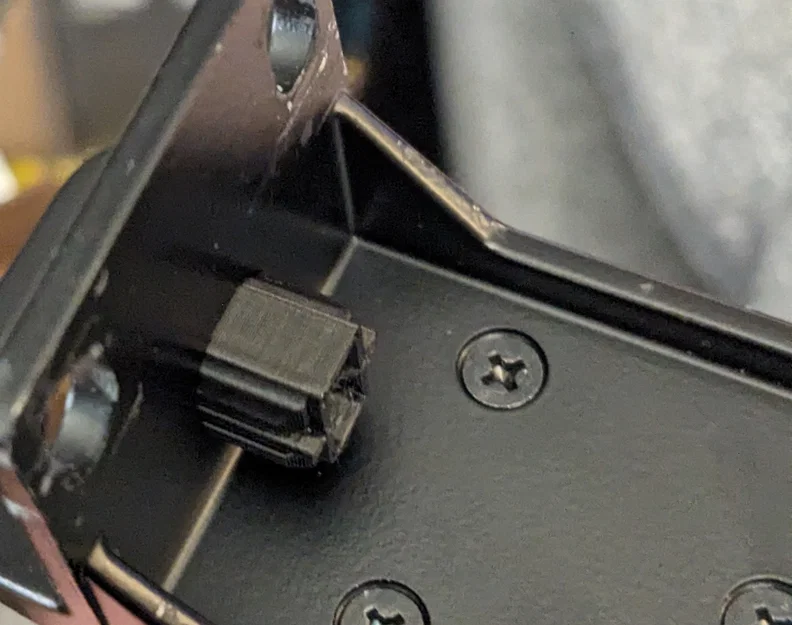 Miếng che (Blank) cho tai rack thiết bị thu không dây Shure - Image 2