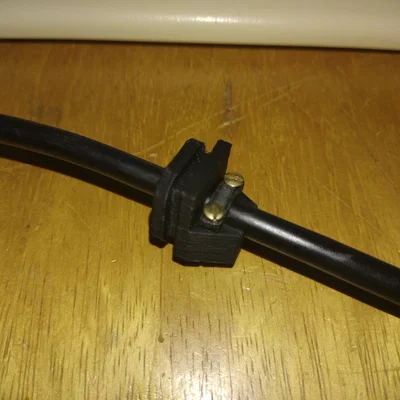 Bộ phận giảm lực căng cho dây cáp (Strain relief)