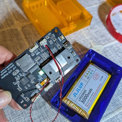Thiết bị hỗ trợ giao tiếp TRex Talk phiên bản CYD