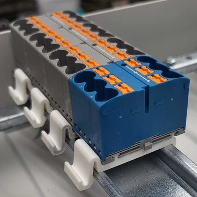 Ngàm gắn 3D cho khối phân phối điện PTFIX 6x10 trên DIN Rail 35mm
