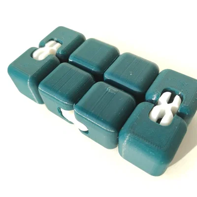 Infinity Cube: Hướng dẫn in 3D đồ chơi giải tỏa căng thẳng