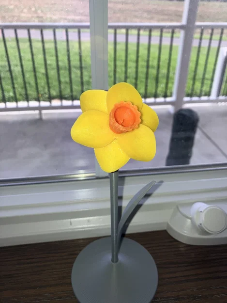 Mô hình hoa thủy tiên kèm thân (Daffodil with Stem) - Image 1