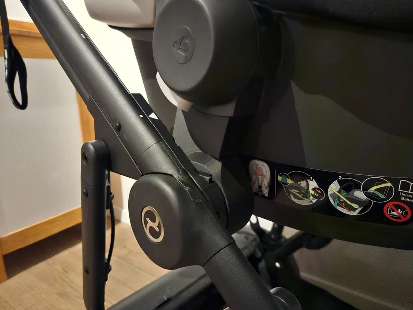 Adapter ghế ngồi xe hơi cho xe đẩy Cybex Gazelle (Maxi-Cosi) - Image 2