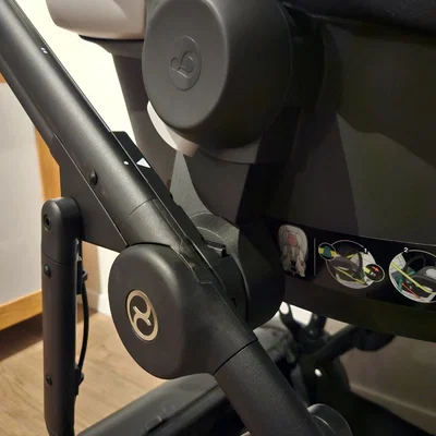 Adapter ghế ngồi xe hơi cho xe đẩy Cybex Gazelle (Maxi-Cosi)