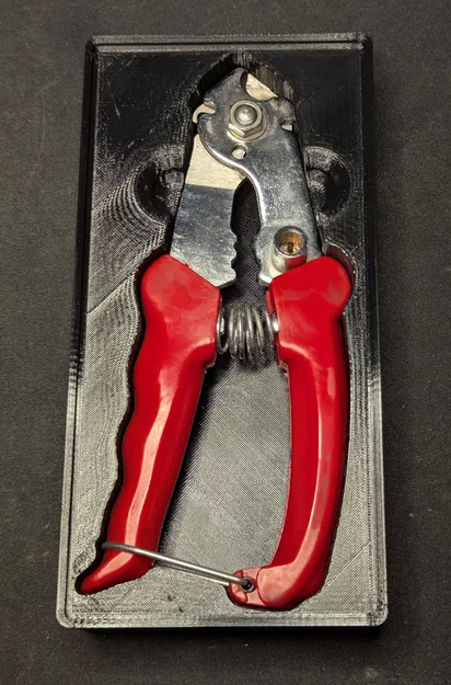 Khay Gridfinity đựng kìm cắt dây cáp xe đạp - Image 1