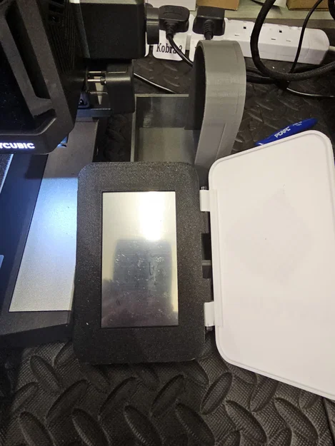 Nắp che màn hình Anycubic Kobra 3 có in logo - Image 2