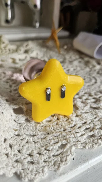 Phụ kiện trang trí 3D hình Ngôi sao Mario cho đầu phích cắm - Image 1