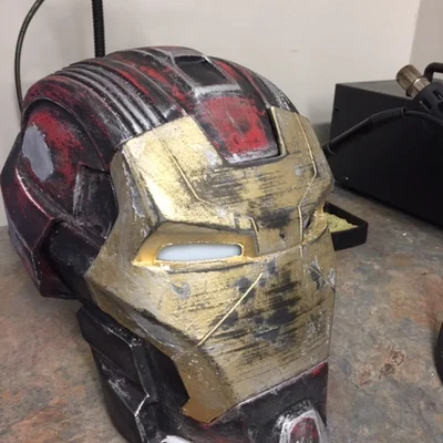 Giá đỡ mũ bảo hiểm (Helmet Display Stand)