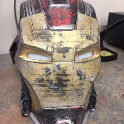 Giá đỡ mũ bảo hiểm (Helmet Display Stand)