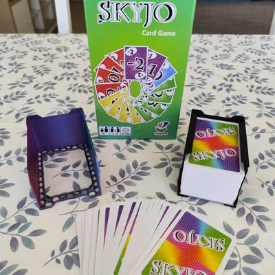 Hộp đựng thẻ bài Skyjo