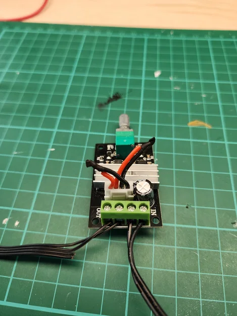 Quạt Hút Khói Hàn Tối Giản (Minimalist Soldering Fan Extractor) - Image 5