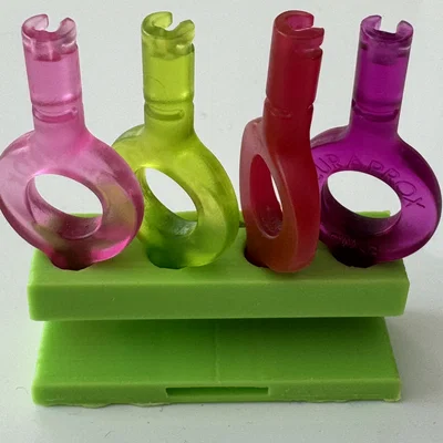 Giá đỡ bàn chải Curaprox gắn nam châm