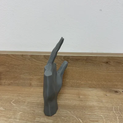 Mô hình điêu khắc bàn tay độc đáo - Middle finger decor