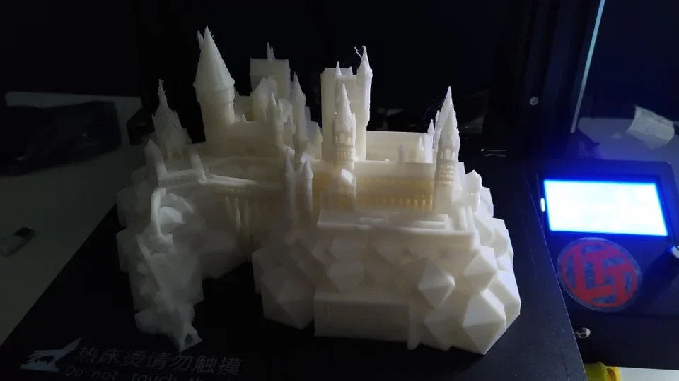 Mô hình lâu đài Hogwarts (Hogwarts Castle) - Image 1