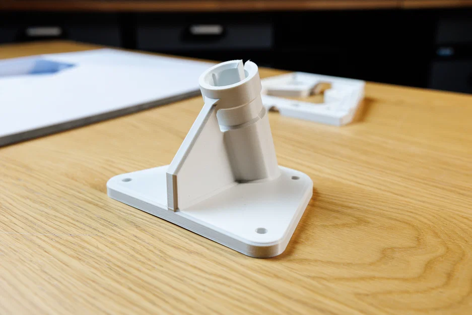 Giá treo cột Starlink Gen 3 - Image 4